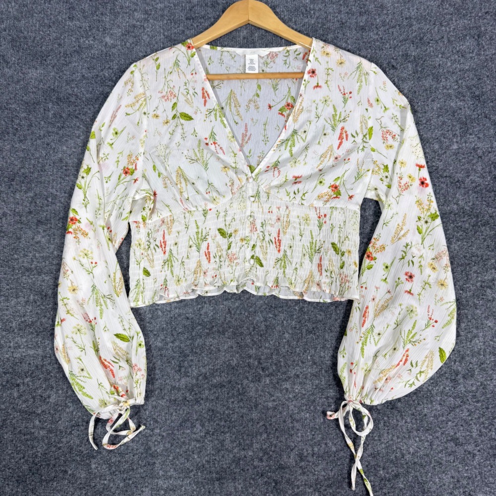 H&M Floral Smocked Waist V-Neck Crop Top Womens Medium White Long Sleeve EUC